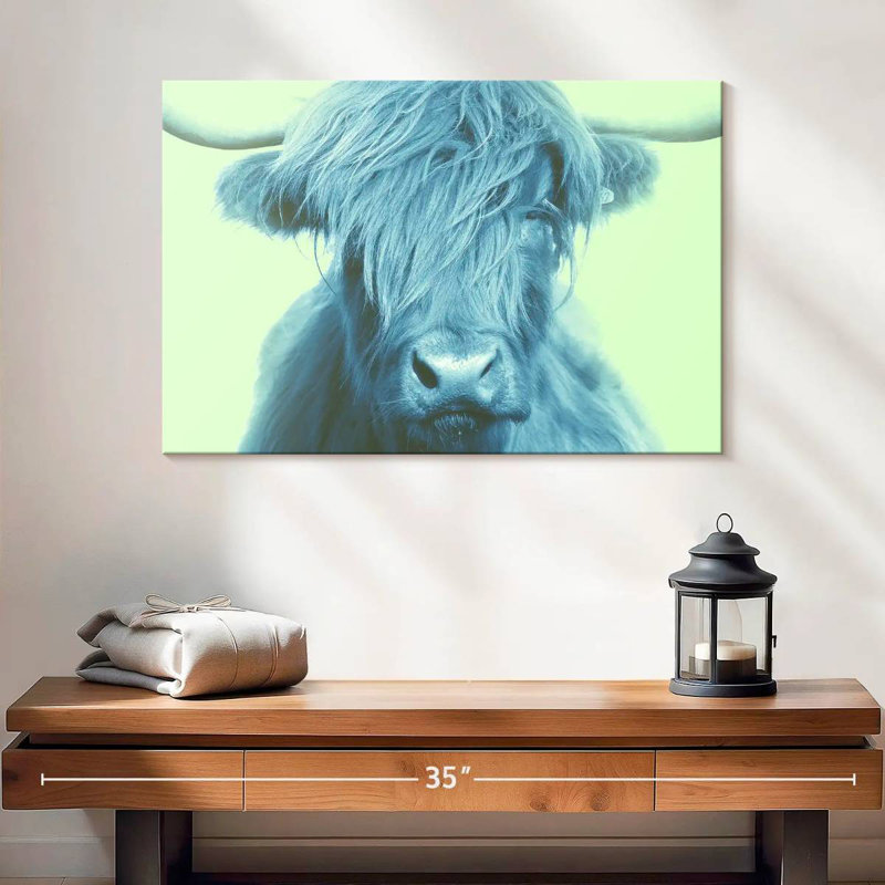 Brampt Highland Cow sur fond vert, H 16 po x l 24 po
