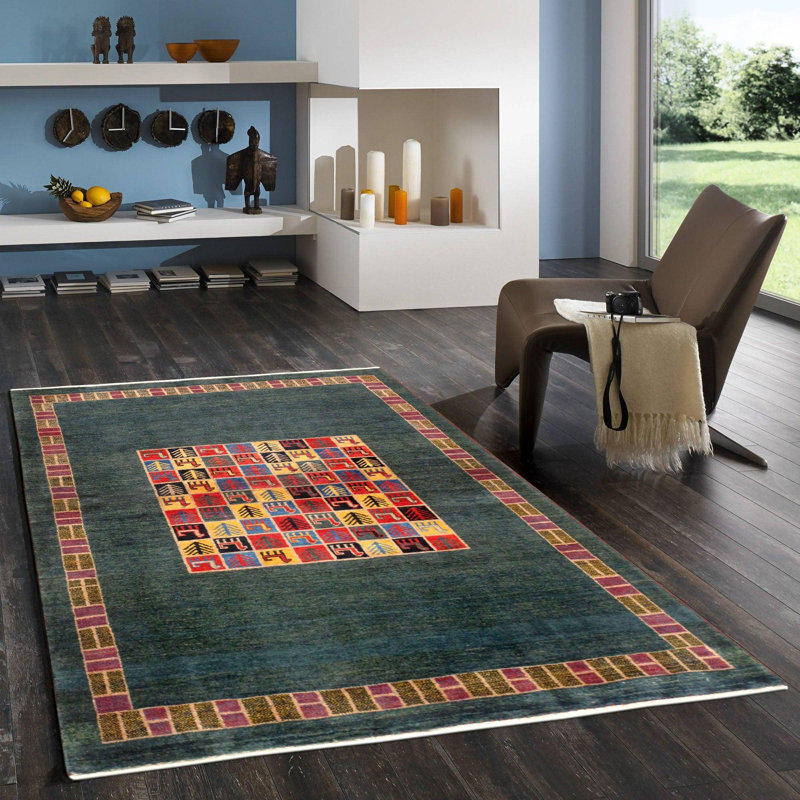 Ninfa Patchwork Area Rug in Green