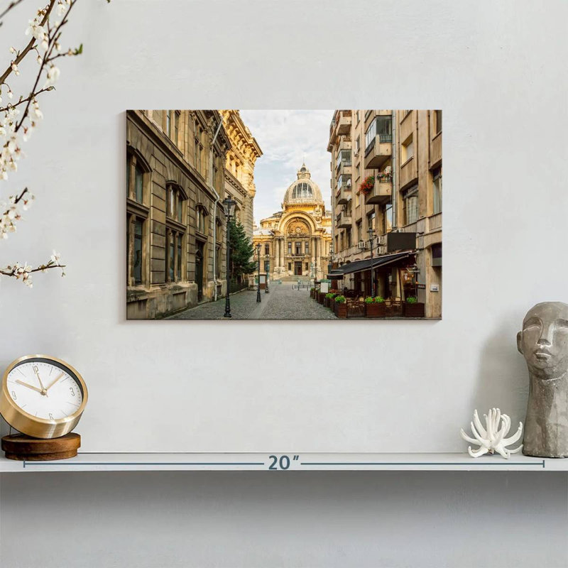 Sireci Lipscani Area, 8'' H x 12'' W