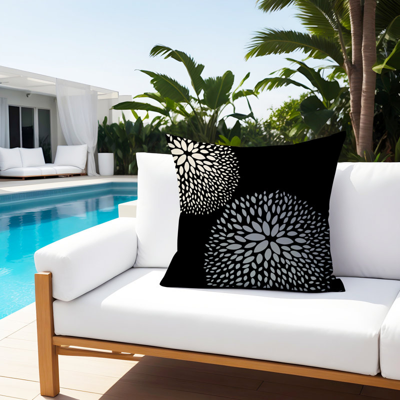Housse et insert de coussin décoratif intérieur / extérieur Bavière, H 19 po x l 19 po, Gris / noir / crème