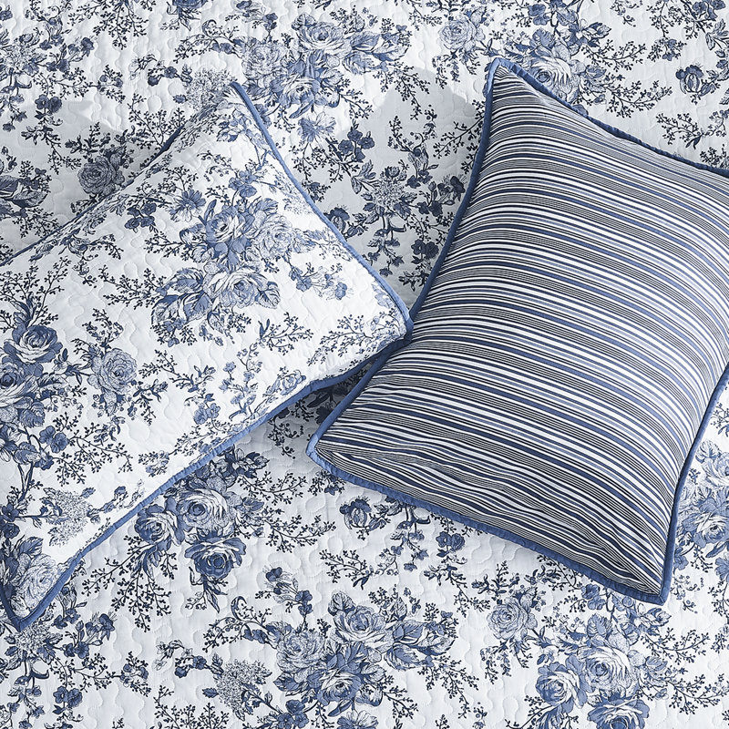 Wonderful 5-Piece Cotton Quilt Set Floral Printed Bedding Set, Queen Quilt + 4 Additional Pieces