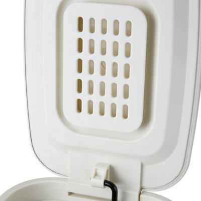 Plastic Step On Waste Bin - 5L