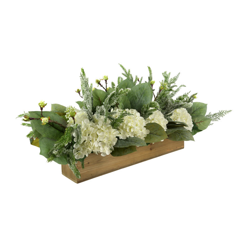 Arrangement des Fêtes de Cottleville avec hortensias verts et hortensias