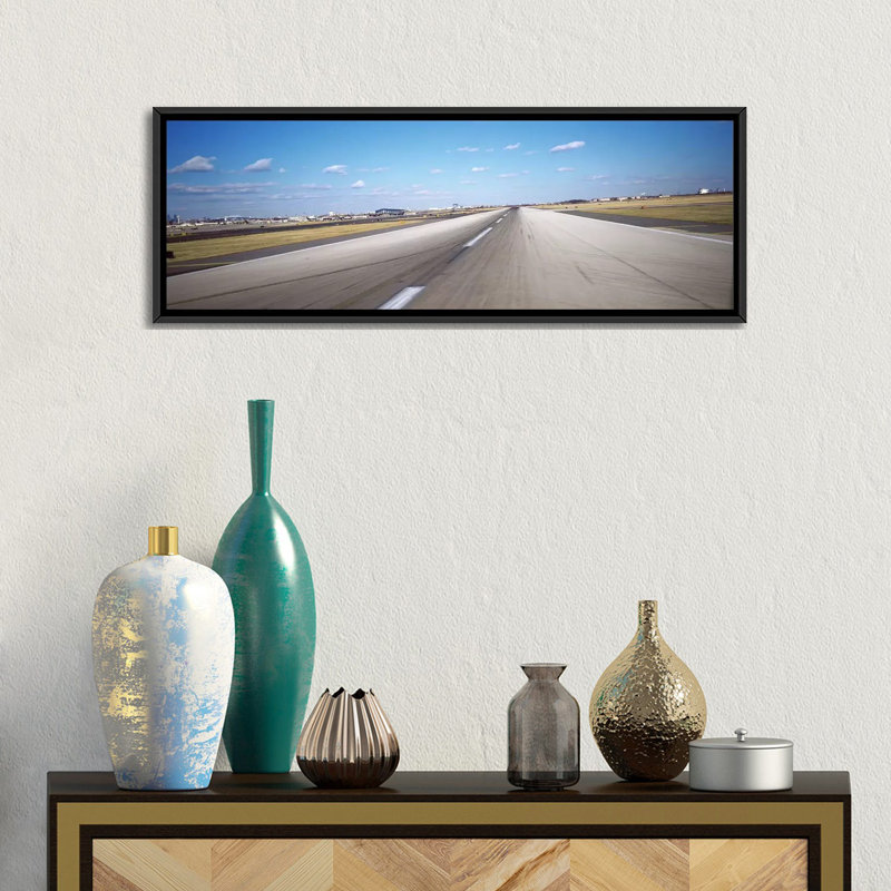 Reproduction de photo sur toile, H 12 po x l 36 po x P 1,5 po, Toile avec cadre noir