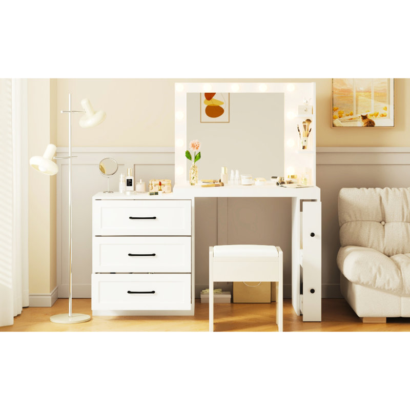 Meuble-lavabo élégant avec 2 tablettes et 5 tiroirs de rangement
