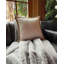 Tapis gris en fausse fourrure de lapin Hiroaki-693944918