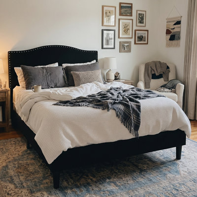 Lit plateforme tapissier Arne