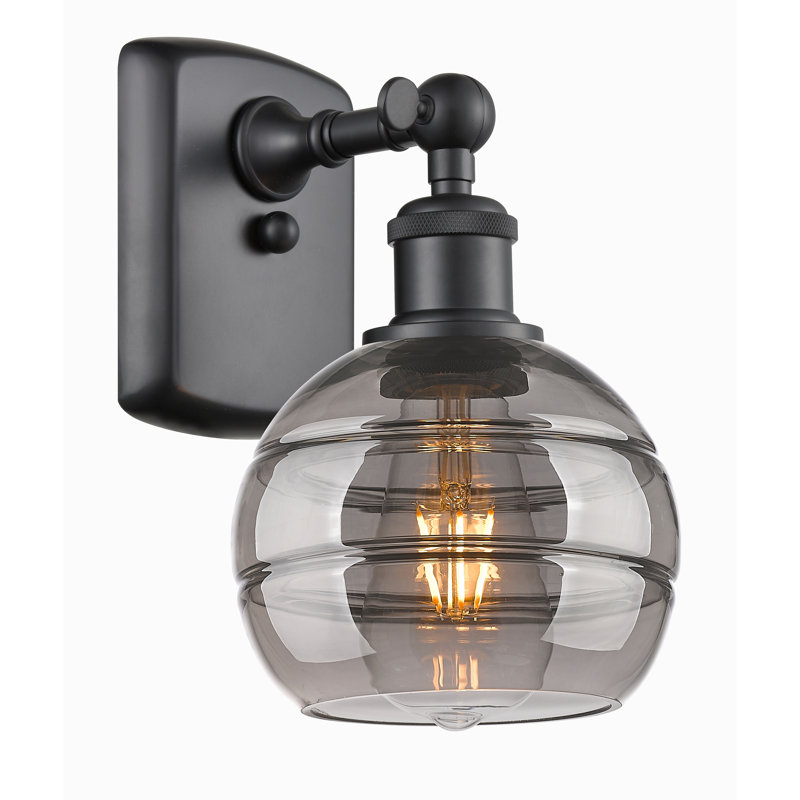 Applique murale 1 lumière Ballston Bienes, H 8,88 po x l 5,88 po x P 7,06 po, Gris fumée clair, Noir mat