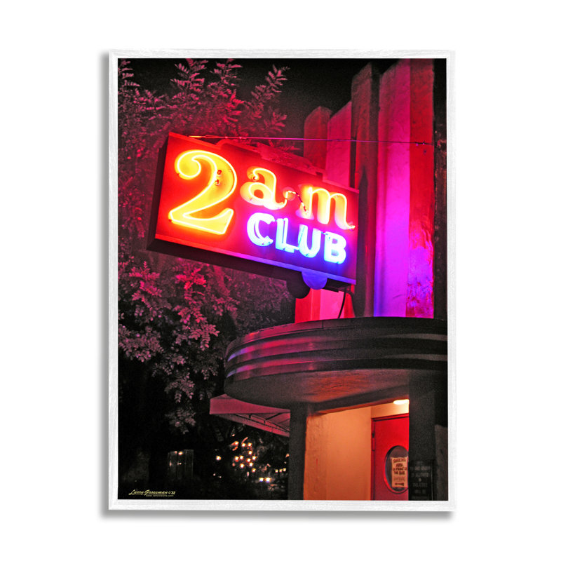 «Urban 2am Club», impression encadrée sur bois par Larry Grossman, H 30 po x l 24 po x P 1,5 po