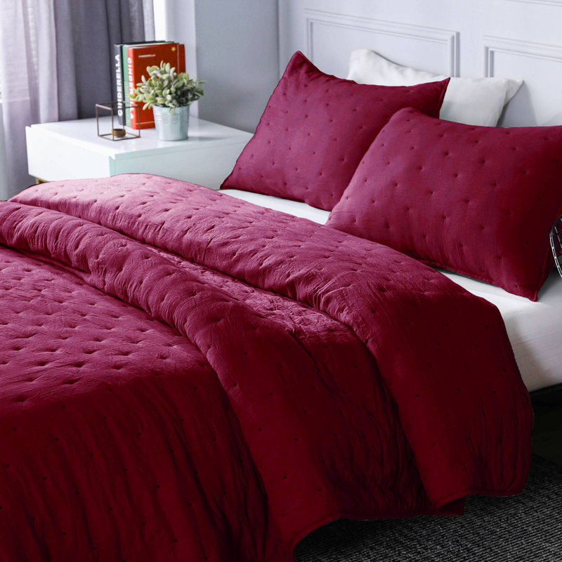 Modern & Contemporary Polyester Quilt, Twin Quilt + 1 Standard Sham, Red