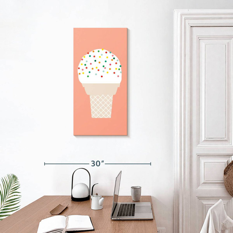 Cornet de glace II, H 30 po x l 15 po