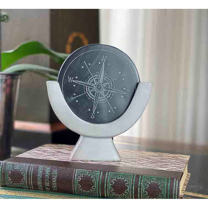Compass, Gris foncé