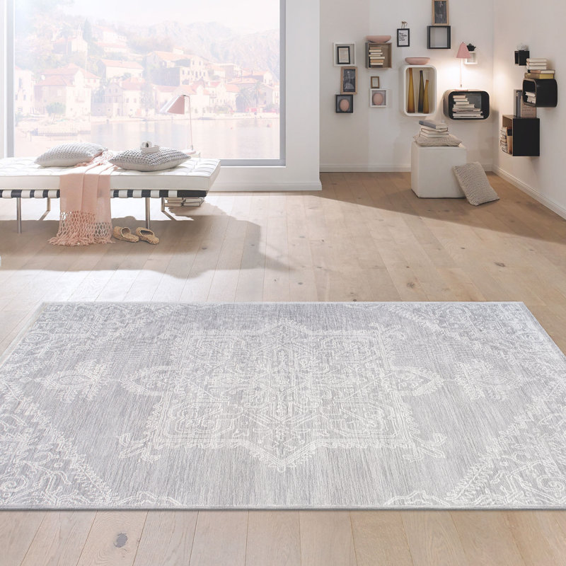 Modern Hand Tufted Oriental Area Rug in Silver / Ivory, Rectangle 5' x 8'