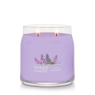Signature Lilac Blossoms Scented Jar Candle