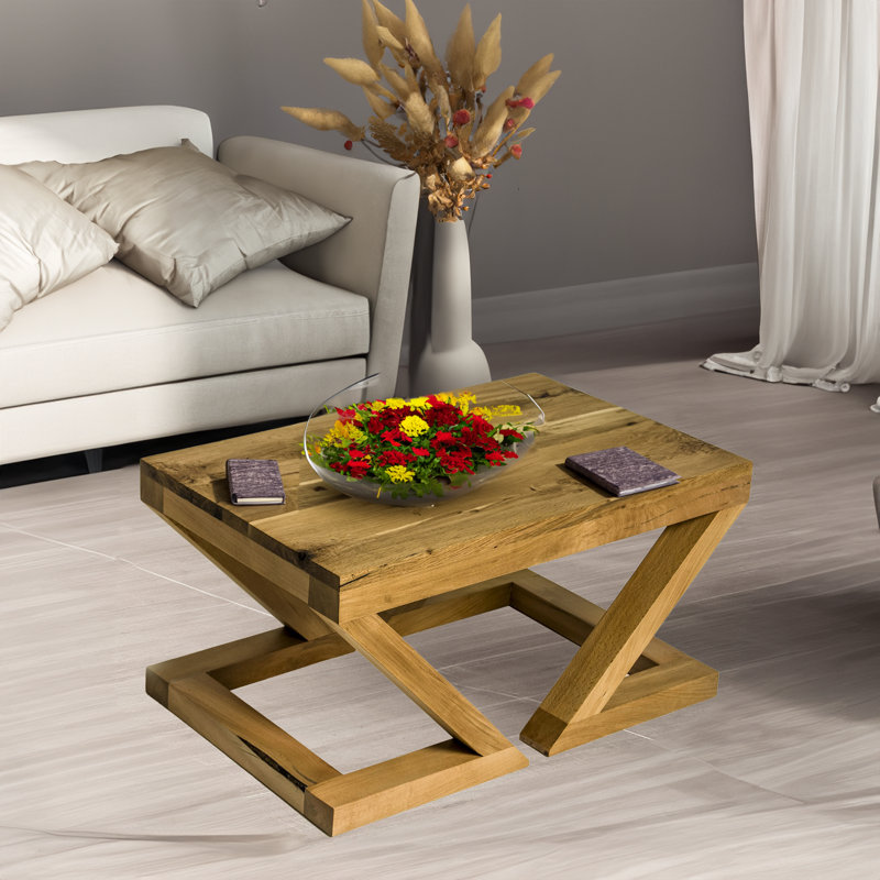 Table basse en bois massif