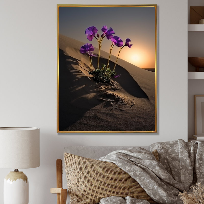Violettes sur la plage sur toile, H 20 po x l 12 po x P 1 po, Cadre flottant doré