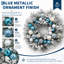 Couronne de Noël pré-illuminée de 61 cm (24 po) avec 20 lumières DEL, 8 modes d'éclairage, ornements bleus et minuterie de 6 heures, en PVC pour la décoration intérieure et extérieure