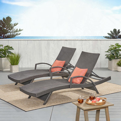 PE Wicker Chaise Lounge with Adjustable Back and Armrests