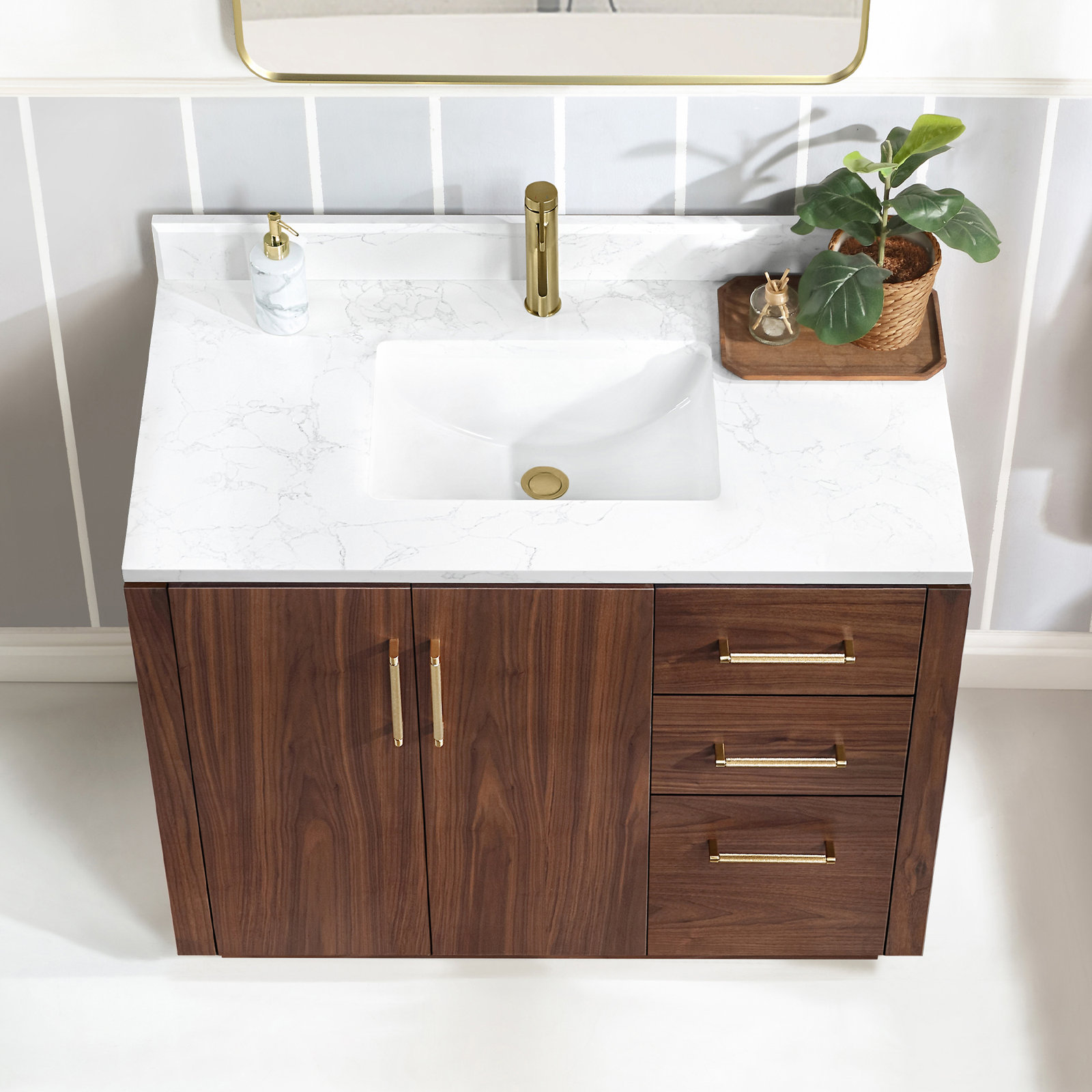 Cloverfield 42'' Single Bathroom Vanity, Natural Walnut, Gold