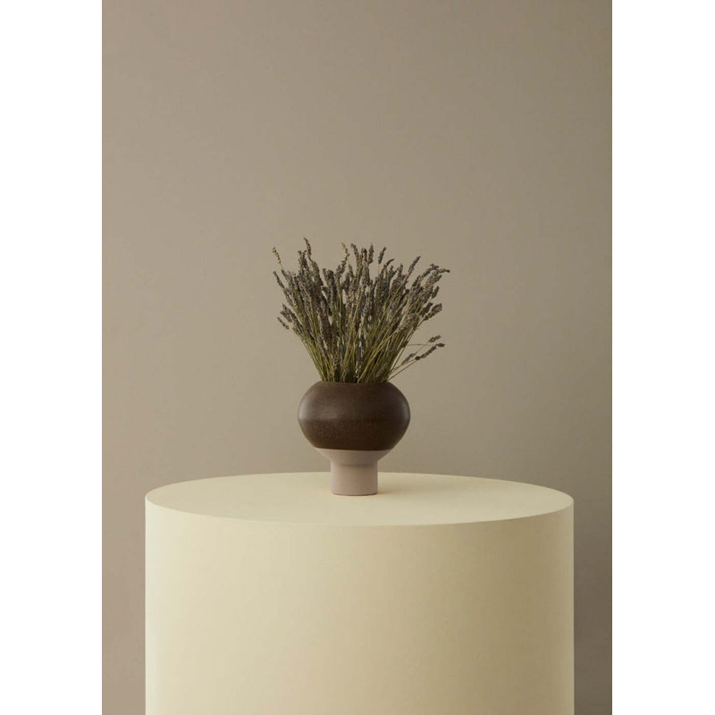 Hagi Stoneware Table Vase, Brown