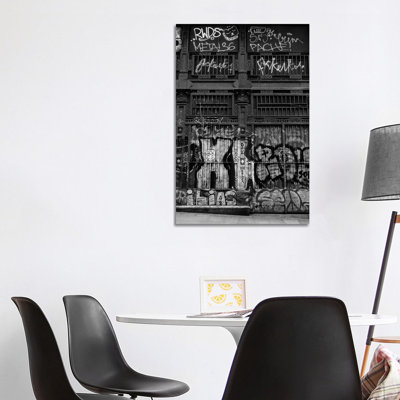 Barcelona Graffiti 1 Piece Wall Art on Canvas