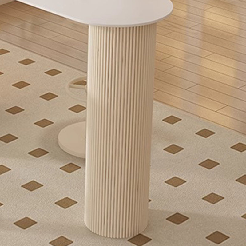 Villawood, White, 41.3"H x 62.9"L x 19.6"W
