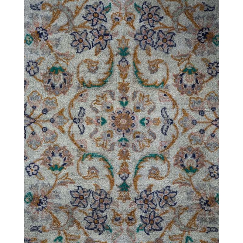 Tapis gris fait à la main de conception unique Chimel
