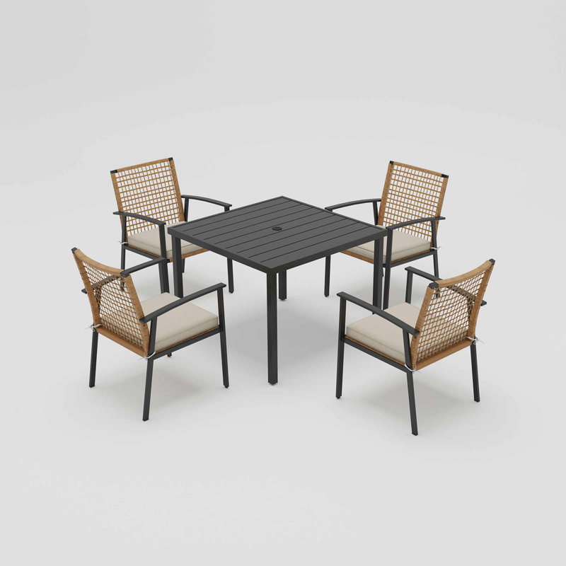Ensemble de salle à manger carré en fer 37 "pour 4 personnes avec coussins Square