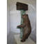 Ours à côté d'un arbre avec statue en bronze de boîte aux lettres - Taille: L 19 po x l 20 po x H 50 po