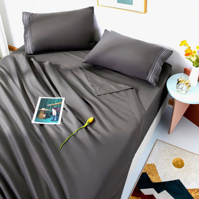 Luxury Comfort 1800 Queen Size Deep Pocket Microfiber Sheet Set - Soft, Cozy, and Breathable Bedding in Dark Grey - 4 Piece Set with 16" Deep Pocket