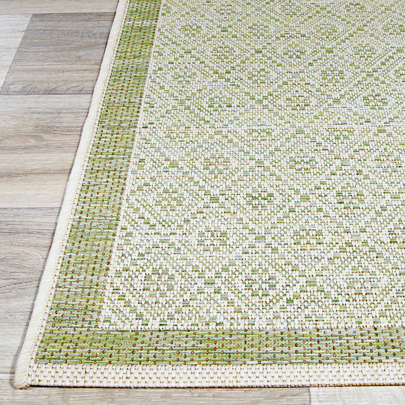 Tapis intérieur / extérieur vert géométrique Vacaville, Tapis de couloir 2 pi 3 po x 7 pi 10 po