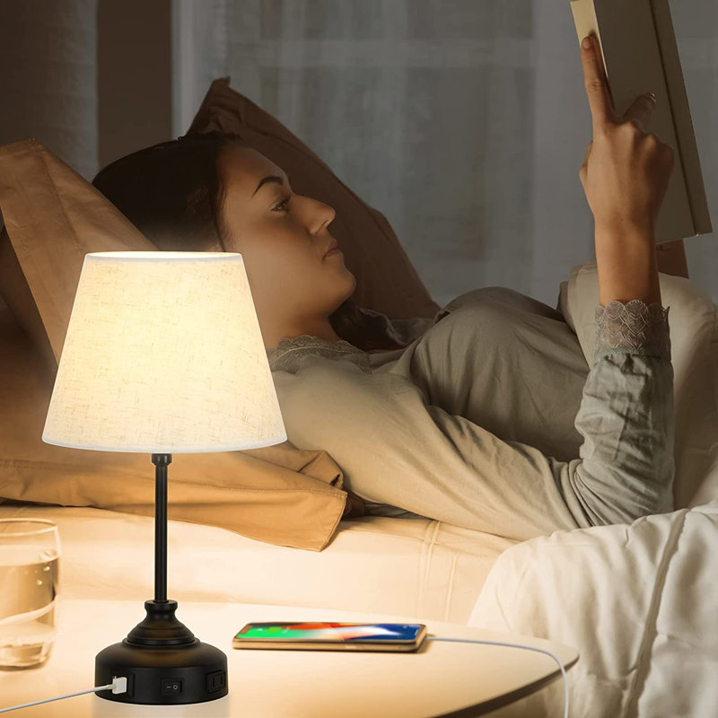 Jhovanni Metal USB Table Lamp, Linen