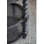 Table d'appoint ronde à trois niveaux D23,5 x 25 po avec tablette en rotin, noir
