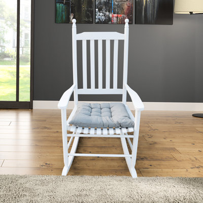 Chaise berçante en bois, blanc, fabriquée à partir de bois franc massif pour plus de durabilité Assise large et dossier à lattes avec accoudoirs Assise simple Capacité de poids de 250 lb