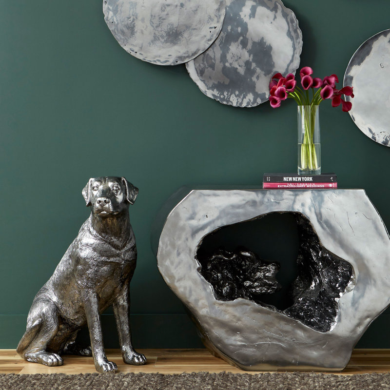 Labrador Statue
