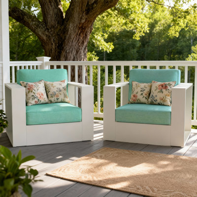 Outdoor Lounge Chair