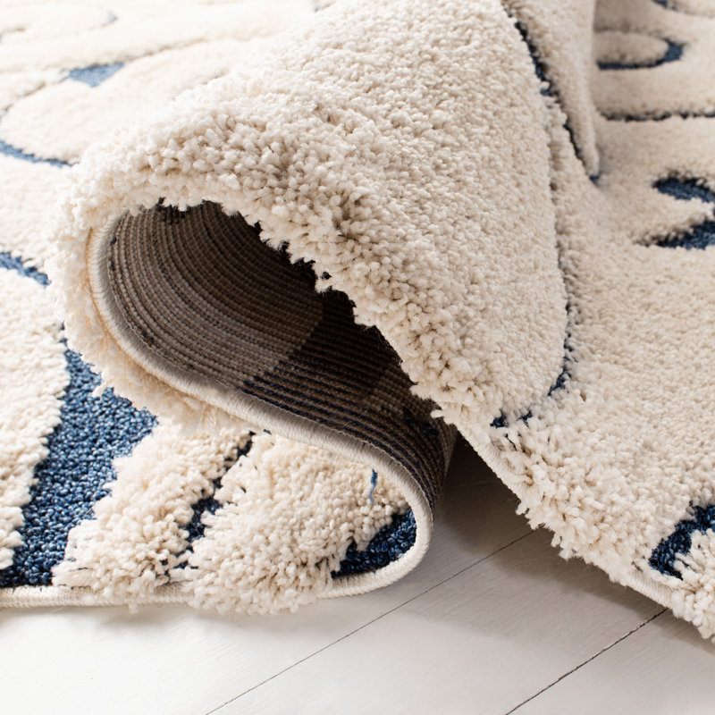 Benedetti Hooked Rug, Rectangle 183 x 274 cm, Cream/Blue