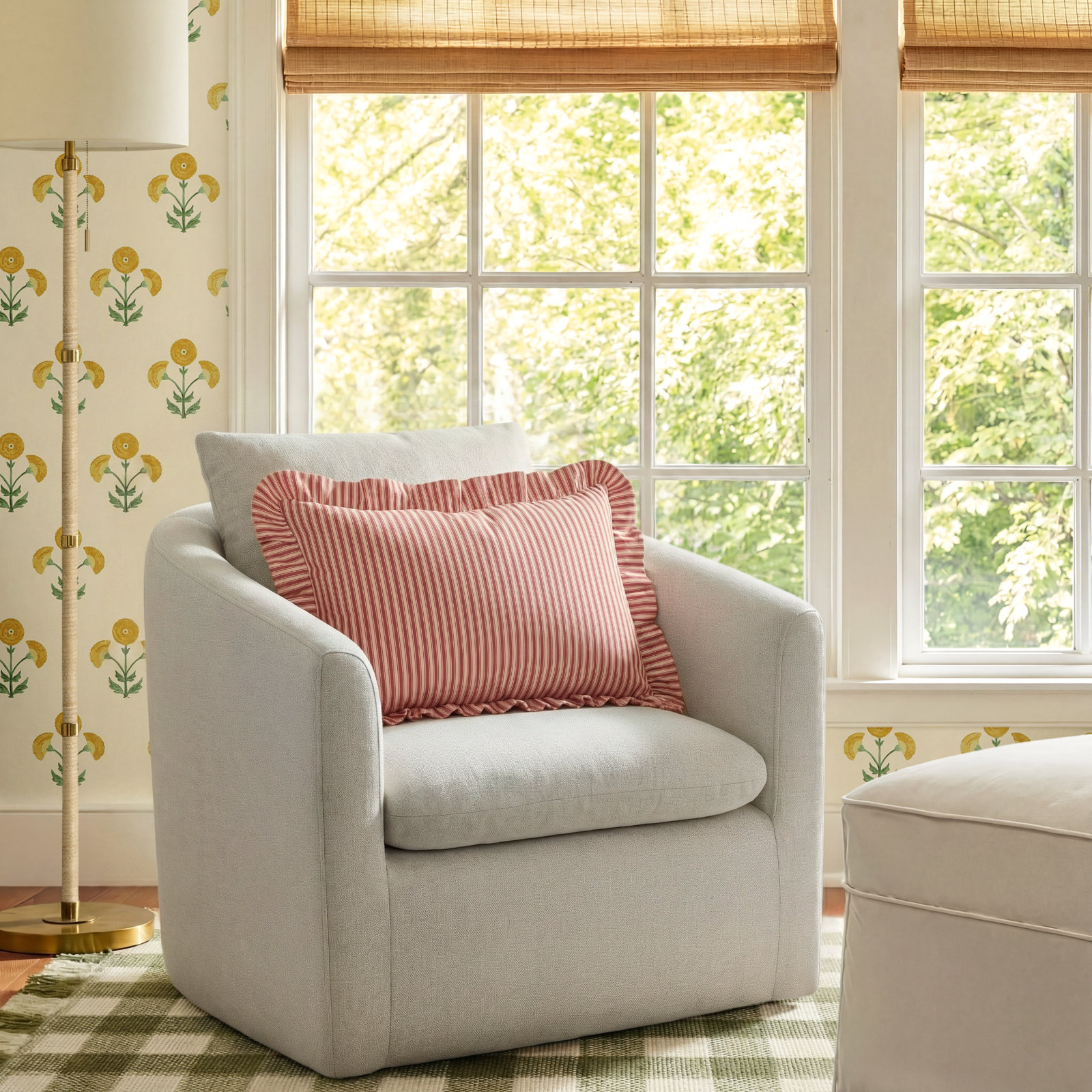 Menta Accent Chair, Effie Linen Performance Linen