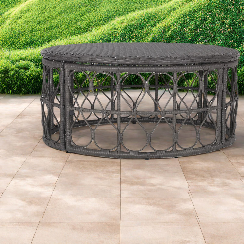 Tables de patio compactes, osier Boho en rotin gris pour le divertissement à la maison