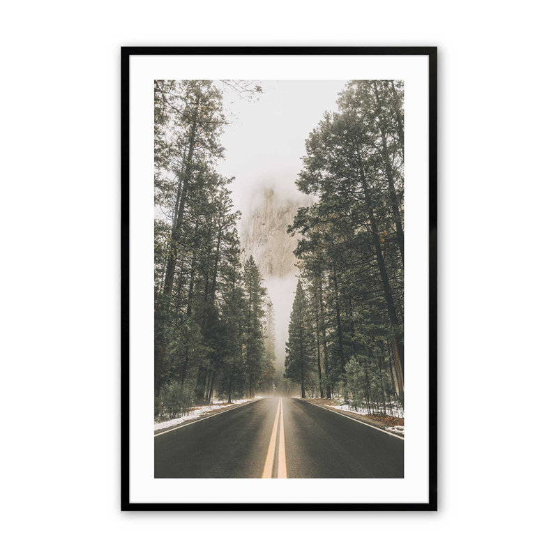 «Woodland Journey», dans un cadre,, Cadre noir satiné, H 37 po x l 25 po x P 1,25 po