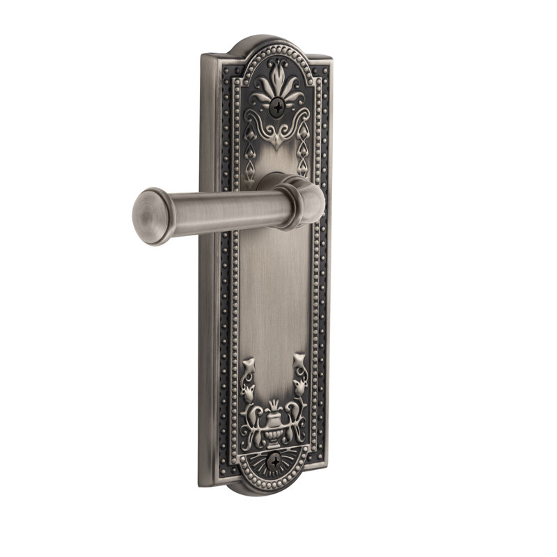 Grandeur Parthenon Plate with Georgetown Lever, 2 3/8", Antique Pewter, Passage (Hall & Closet)