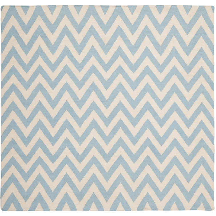Rodgers Hand Woven Flat Weave Wool/Cotton Chevron Rug in Blue/Ivory