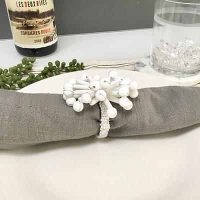 Ensemble de 4 anneaux à serviettes en perles blanches Starburst