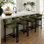 Tabouret de bar 24 po avec accoudoirs en velours 24 po (ensemble de 4)