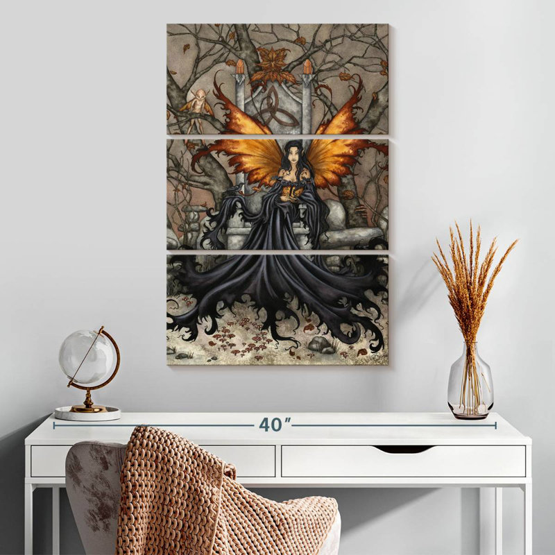 Queen Mab, 32" H x 20" W