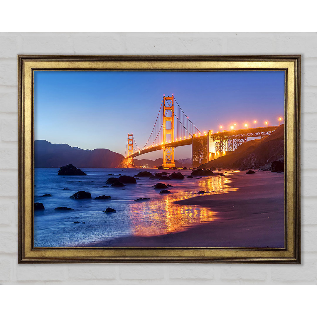 Golden Gate Bridge Atemberaubendes Lichtglühen Gerahmter Druck