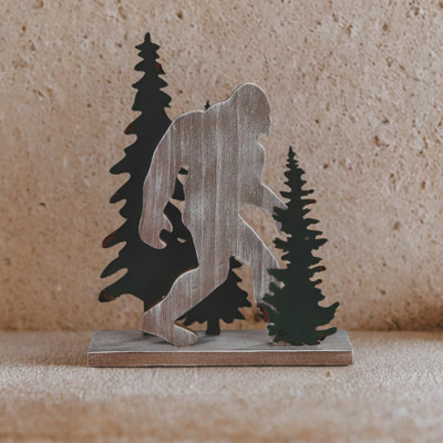 8"H Big Foot Table Top Display