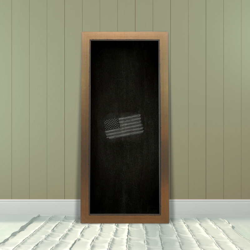 Tableau noir fixé au mur, H 53 po x l 17 po