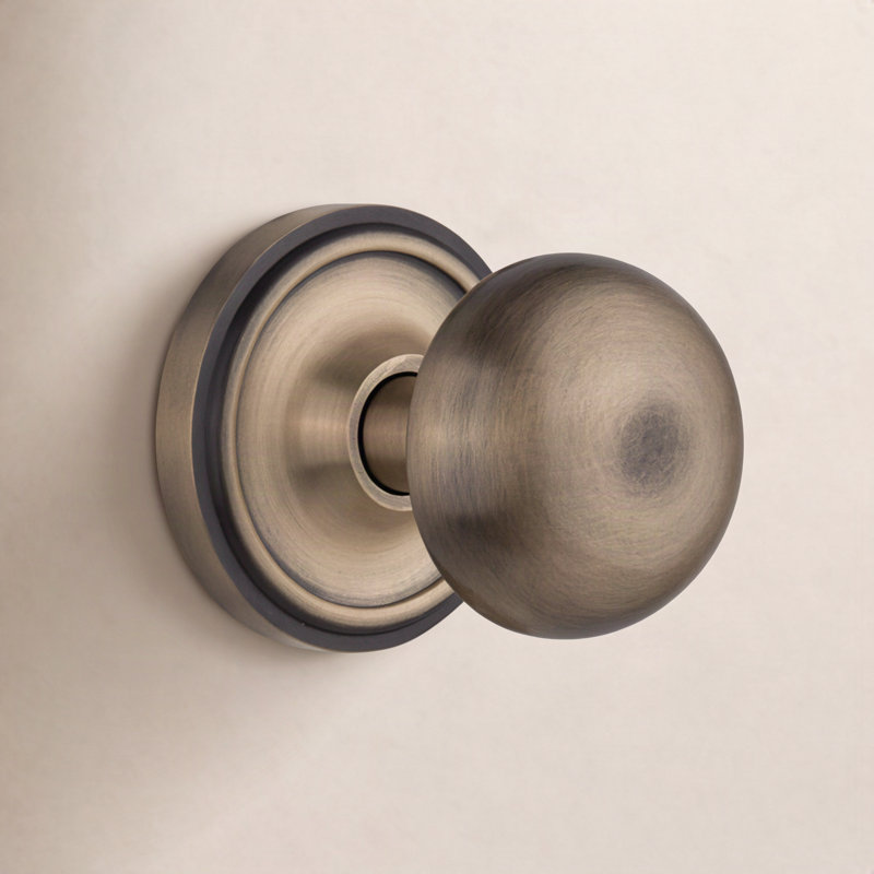 Rosette classique avec bouton de porte New York, Laiton antique, 2 3/8 po