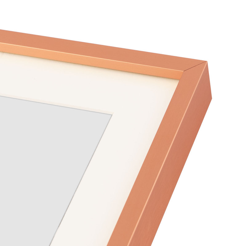 Cadre en métal avec passe-partout, or profond, verre véritable, Or profond, 8 po x 20 po
